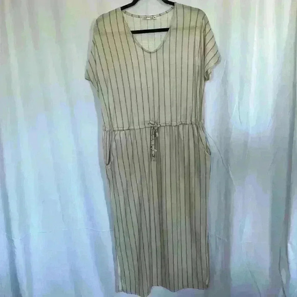 Stripped  dress ⚓️ - Picture 2 of 8